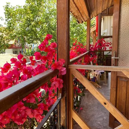 Hellen Hotel Side Отель 2*