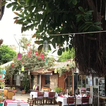 Hellen Hotel Side Hotel